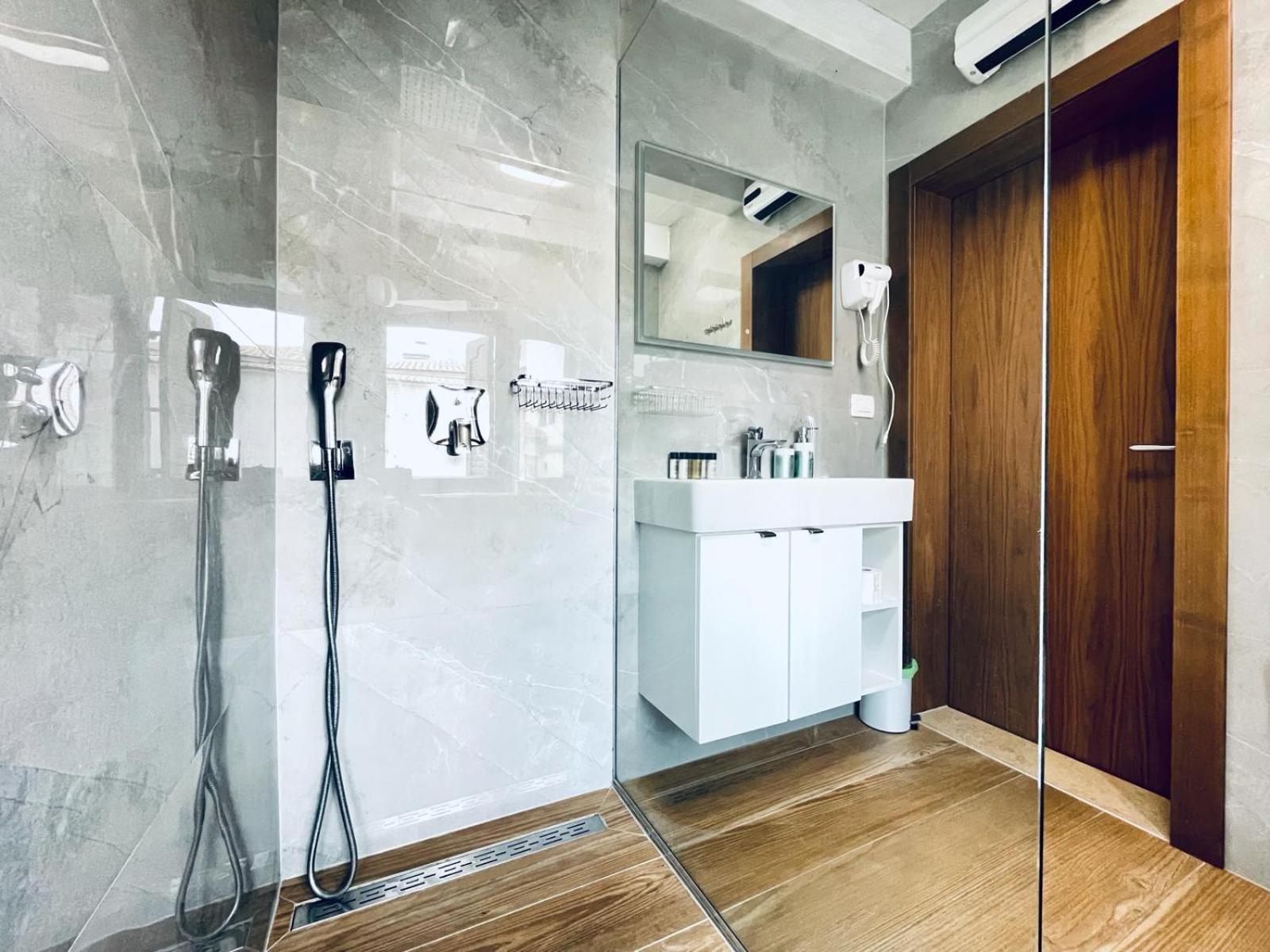 Fazana City Rooms With Free Parking Extérieur photo